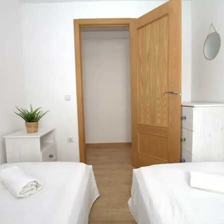 Eivissa 800 M De La Playa De