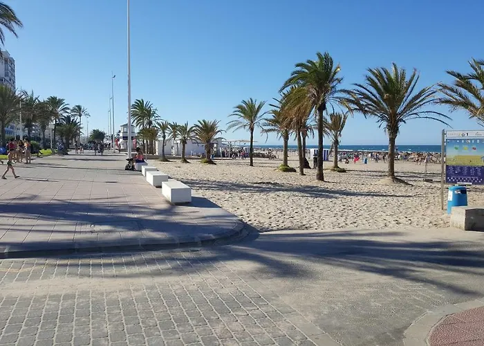 Eivissa 800 M De La Playa De * Gandía